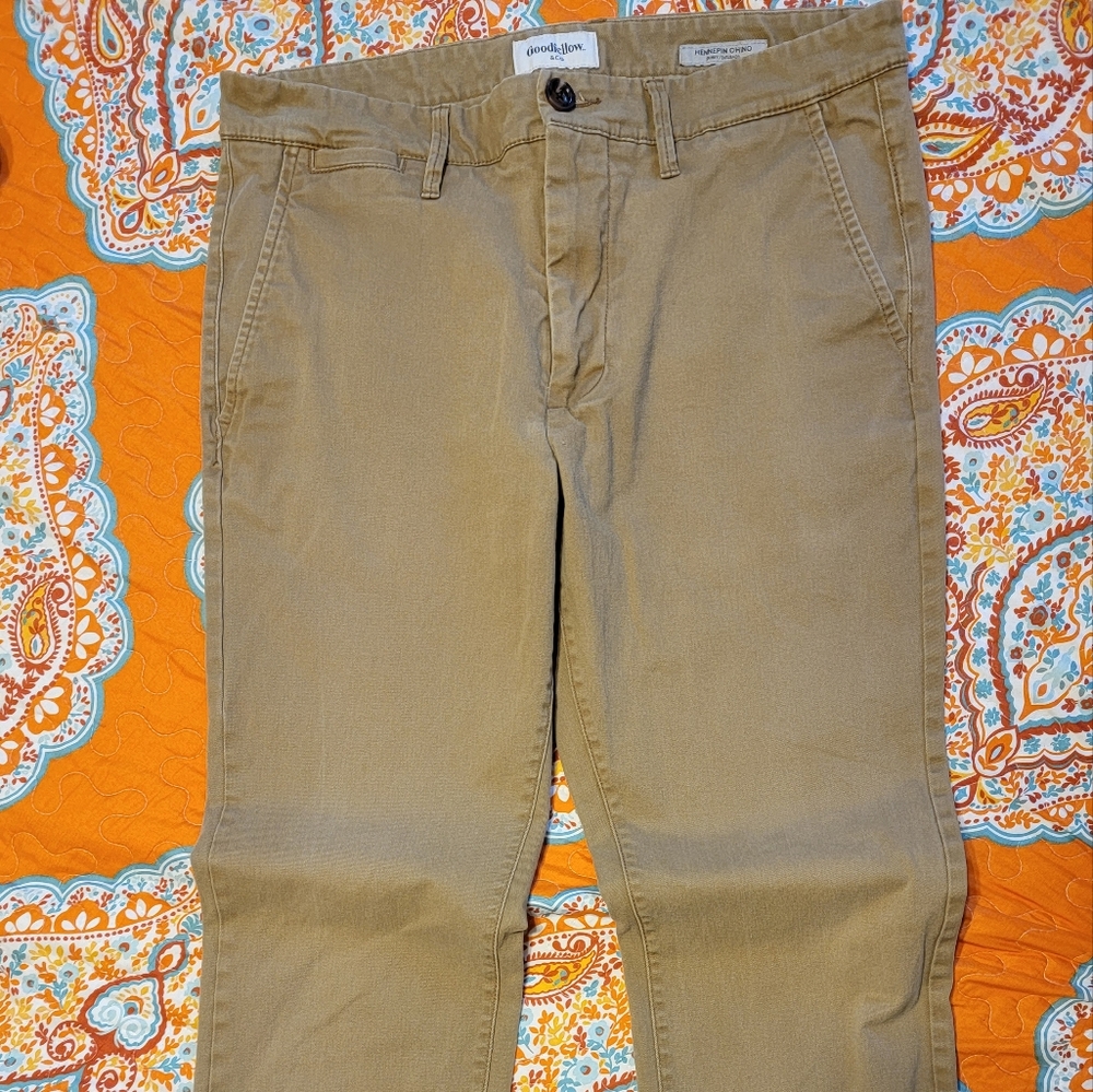 Goodfellow Co. Hennepin chino